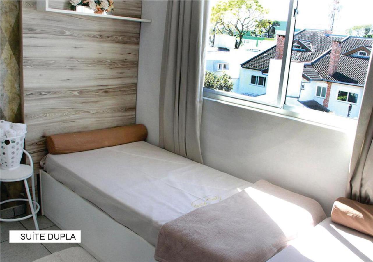Villa Tata Suites Ltda Curitiba Buitenkant foto